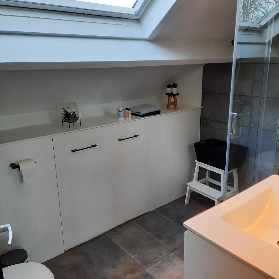 Studio 76 Groningen Met Gratis Leenfietsen Hotel Exterior photo