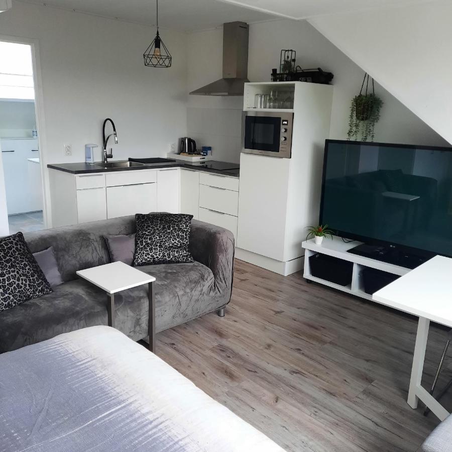 Studio 76 Groningen Met Gratis Leenfietsen Hotel Exterior photo